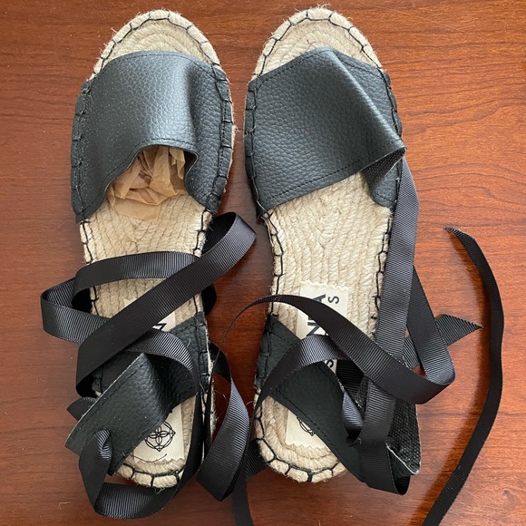 Maslinda Black Ankle Tie Espadrilles - Picture 2 of 4